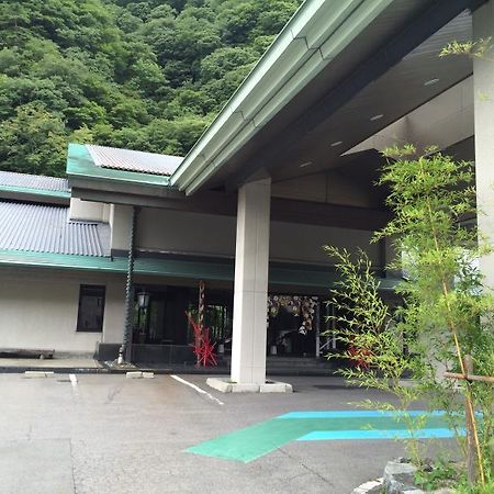 Ryokan Kinranso Hanayama Koriyama  Exterior photo